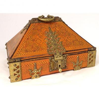 Indo-portuguese Travel Box Painted Wood Bronze Fittings XIXth Century