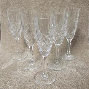 Set Of 5 Crystal Champagne Flutes – Saint-louis, Chantilly Pattern