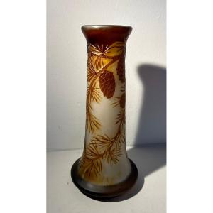 Gallé Vase With Pine Cones