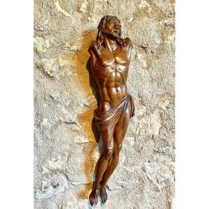 Christ Figure In Walnut, 17th Century. 