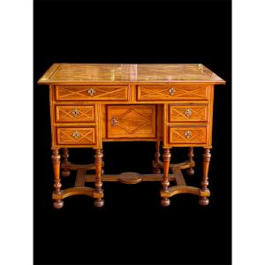 Small Mazarin Child's Desk, Late 17th/early 18th Century.