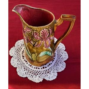 Onnaing Earthenware Pitcher