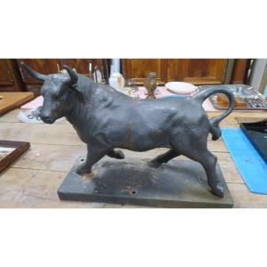 Cast Iron Bull