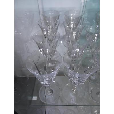 8 Saint Louis Crystal Wine Glasses