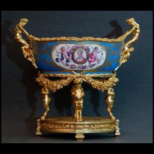 Basin In Sevres Monte Middle XVIIIth