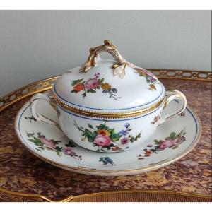 Bouillon Bowl And Its Display Stand