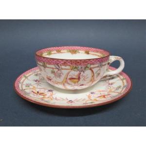 Sarreguemines, Porcelain Tea Cup