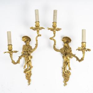 Pair Of Gilt Bronze Wall Lights Depicting A Venetian Dancing Couple, Late 19th Century