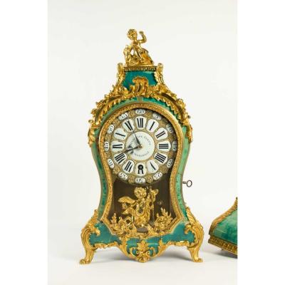 A Louis XV Period (1724 - 1774) Green Horn Bracket Clock.