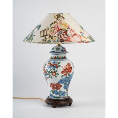 A Chinese Porcelain Lamp.