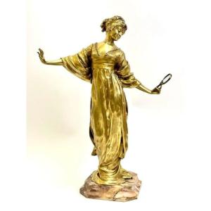 Art Nouveau Bronze "elegant With Mirror"