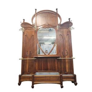 Important Art Nouveau Cloakroom
