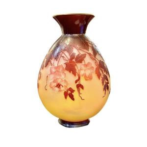 Emile Gallé Art Nouveau Vase "red Cobeas"