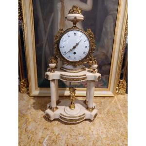 Portico Pendulum In White Marble And Bronze, Louis XVI Period