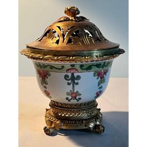 Chinese Porcelain Perfume Burner
