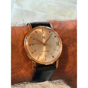 Lip Calendar Wristwatch 