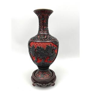 Old Vase In Cinnabar Lacquer China Mid-twentieth Red And Black Brass