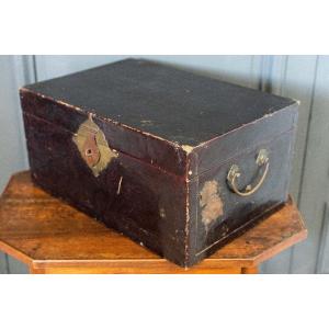 Chinese Lacquer Trunk With 20th Century Brass Handles