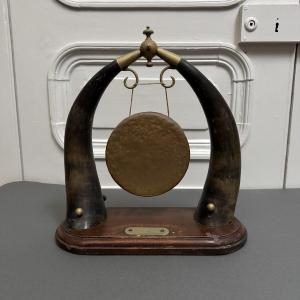 19th Century English Table Gong In Metal And Copper 
