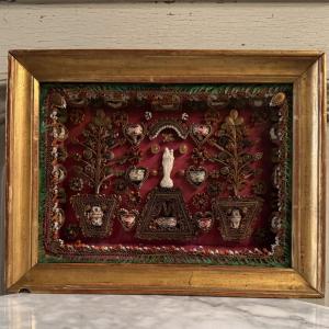 Paper Filigree Reliquary Decorated With A Virgin Mary, Early 19th Century, Gilded Frame