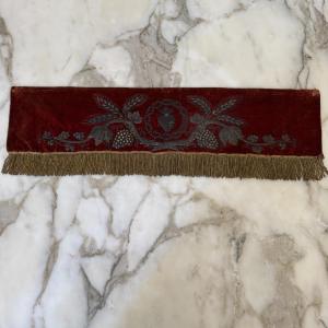 Antique Silver-embroidered Red Velvet Antependium Sacré-cœur 19th Century