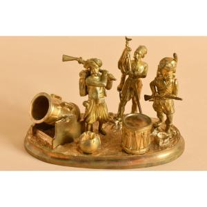 Bronze Pyrogenetic Sculpture – Three Zouaves, 19th Century