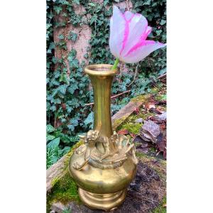 Dragon Vase In Gilded Bronze, Indochina, Signed