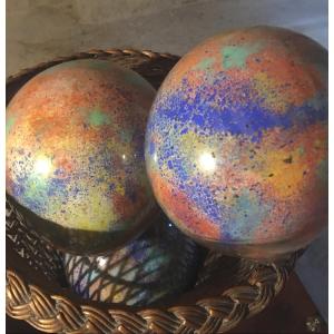 The églomisé Glass Wig Ball