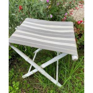 Small Bamboo And Mattress Canvas Luggage Rack 