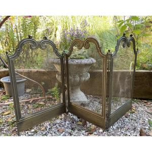 Very Small 3-leaf Spark Arrestor For A Small Fireplace 