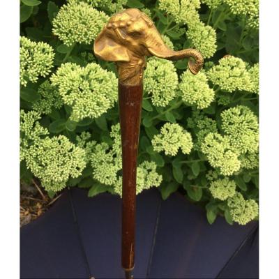 Umbrella Or Umbrella Bronze Pommel With Elephant, Circa 1900