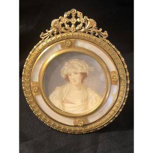 Miniature Painted On Ivory Depicting A Young Woman 19th Century
