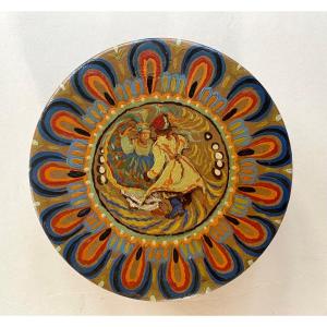 Russian Folk Art. Wooden Box Early 20th Century.. Painted Decor. Dancing Couple.