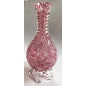 Clichy Glassworks. Legras Plaine St Denis. Pink And White Vase. Late 19th Century. Early 20th Century. 