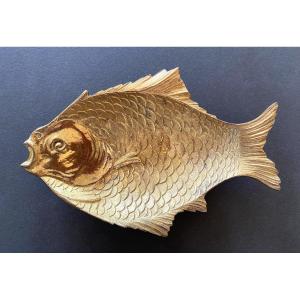 Bronze Pocket Emptier From The Early 20th Century. Fish. 
