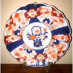 Imari Earthenware Dish, Japan