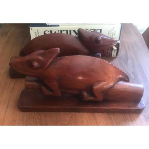 Pair Of Chameleon Bookends.