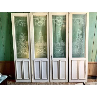 Séparation De Pièce Vitrée Comportant 4 Portes En Verre Dépoli
