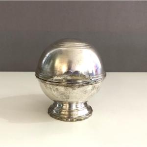 Old Silver-plated Metal Sponge/soap Ball From The 18th Century