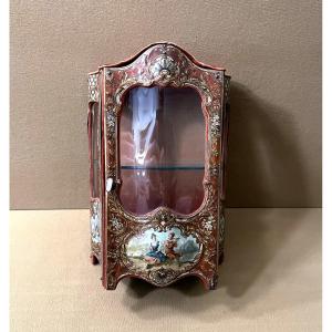 Antique Miniature Display Case/doll Furniture In Lithographed Tinplate, Louis XV Style