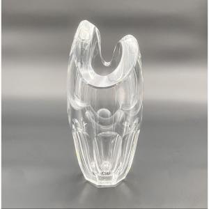 Baccarat - Imposing Asymmetrical Vase In Cut Crystal 29 Cm