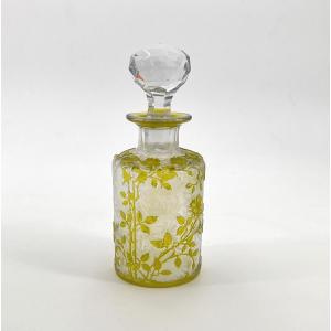 Baccarat - Old Perfume Bottle In Acid-etched Green Lined Crystal, Eglantier Model