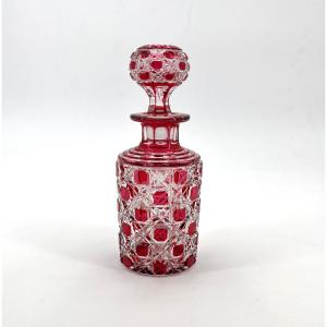 Baccarat - Old Perfume Bottle In Red Lined Crystal, Model Diamants Pierreries 20 Cm