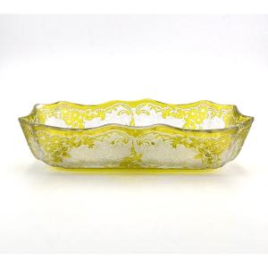 Baccarat - Table Planter In Green Lined Crystal With Acid-etched Chrysanthèmes Design