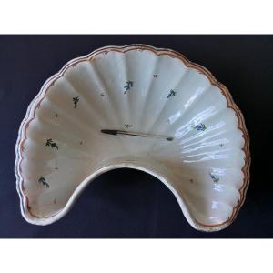 Barber Surgeon. 18th Century Barber Surgeon's Bleeding Dish, Nevers, 41.5 X 32.5 Cm. 