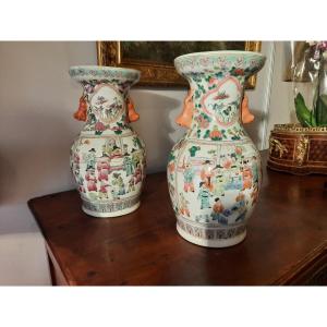 Paire De Vases En Porcelaine De Canton( Chine) Fin 19ème Siècle