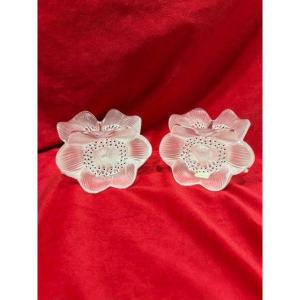 Maison Lalique - Pair Of Anemone Bourgeoirs