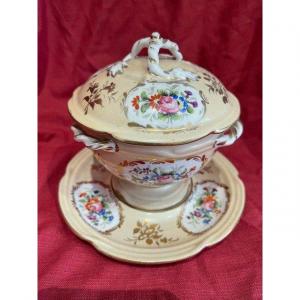 Sèvres Porcelain Chestnut Box XIX