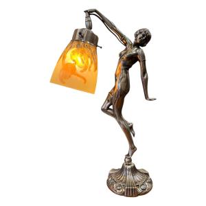 Schneider Lamp The French Glass With Hops