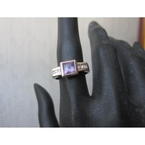 Beautiful 18k Solid Gold Ring With Amethyst And Diamonds, Size 53; Weight: 3.90 Grams